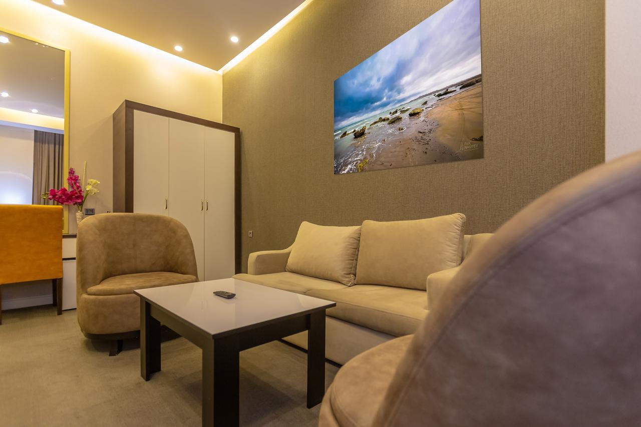 Aksent Hotel Baku Bagian luar foto