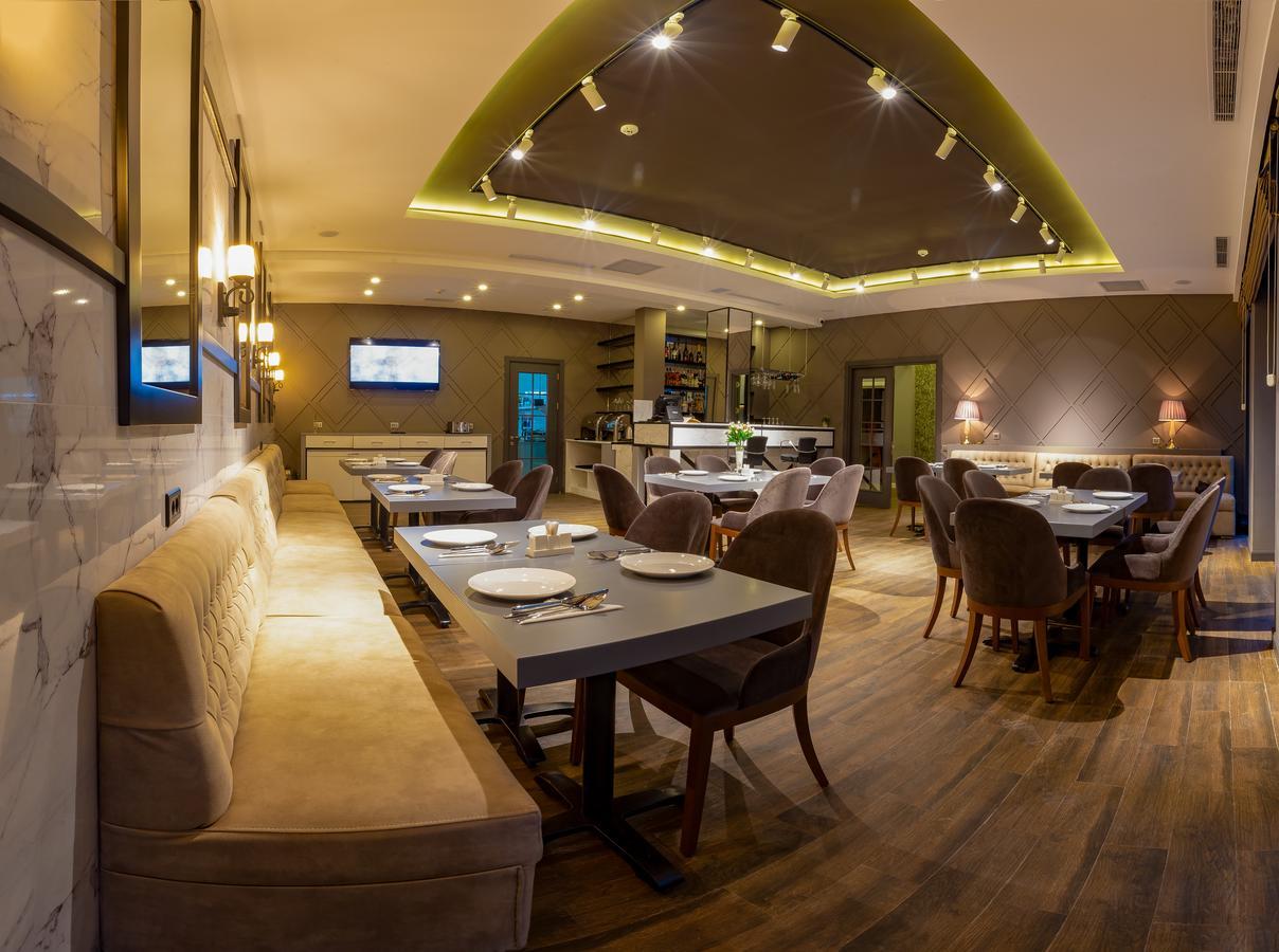 Aksent Hotel Baku Bagian luar foto